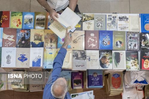 آماری از کتاب های کمک آموزشی!