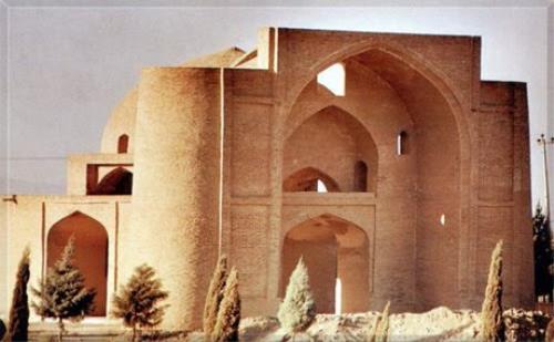 مصلای سبزوار نماد ایمان و بالندگی