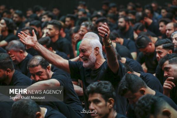 خوشا به پیرغلامان که مو سفید شدند در آسیاب حسینیه با حسین حسین