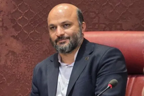 چه طور شرکتها سهم خودرا در مدرسه سازی پای کار می آورند؟