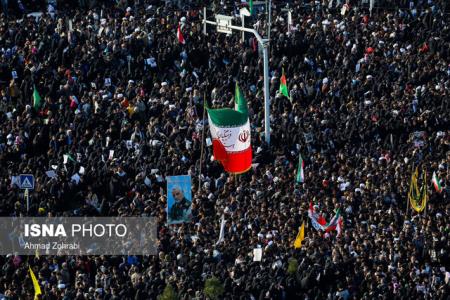 مردم قم هم با شهدای مقاومت در مسجد مقدس جمكران وداع كردند