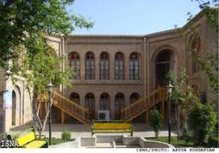 خانه تاریخی آخوند ابو خرم آباد عمارت صاحبدلان