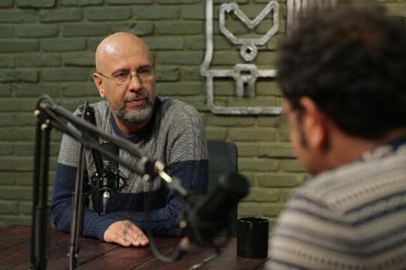 جناب خان به كتاب باز راه پیدا كرد